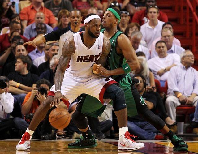 他在休赛期 他在休赛期