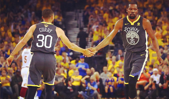 官方：富勒姆租借拜仁前锋阿萨雷，协议中含选择买断条款